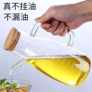 Glass oil jar